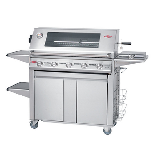 Beefeater Signature Premium Plus 5 Burner Mobile BBQ  
